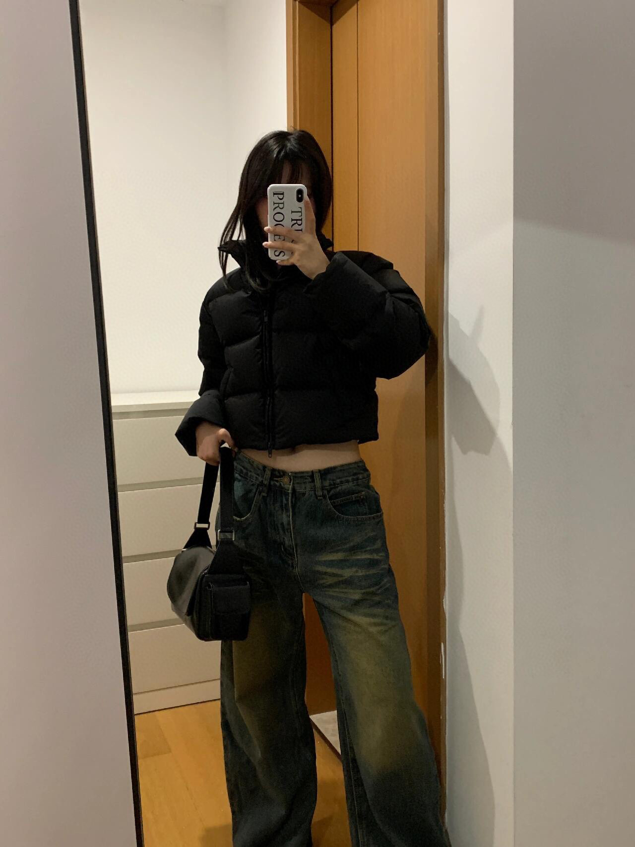 Balenciaga 발렌시아가 숏 로고 자수 패딩 다운 점퍼 자켓 의류