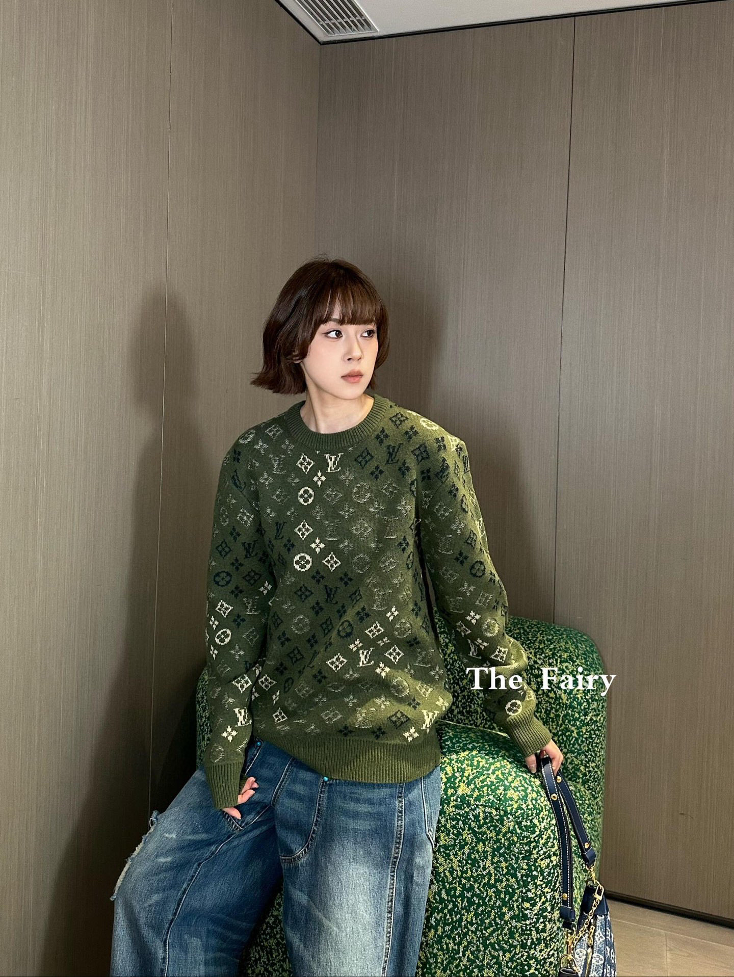 LOUIS VUITTON LV 자카드 로고 니트 풀오버 의류