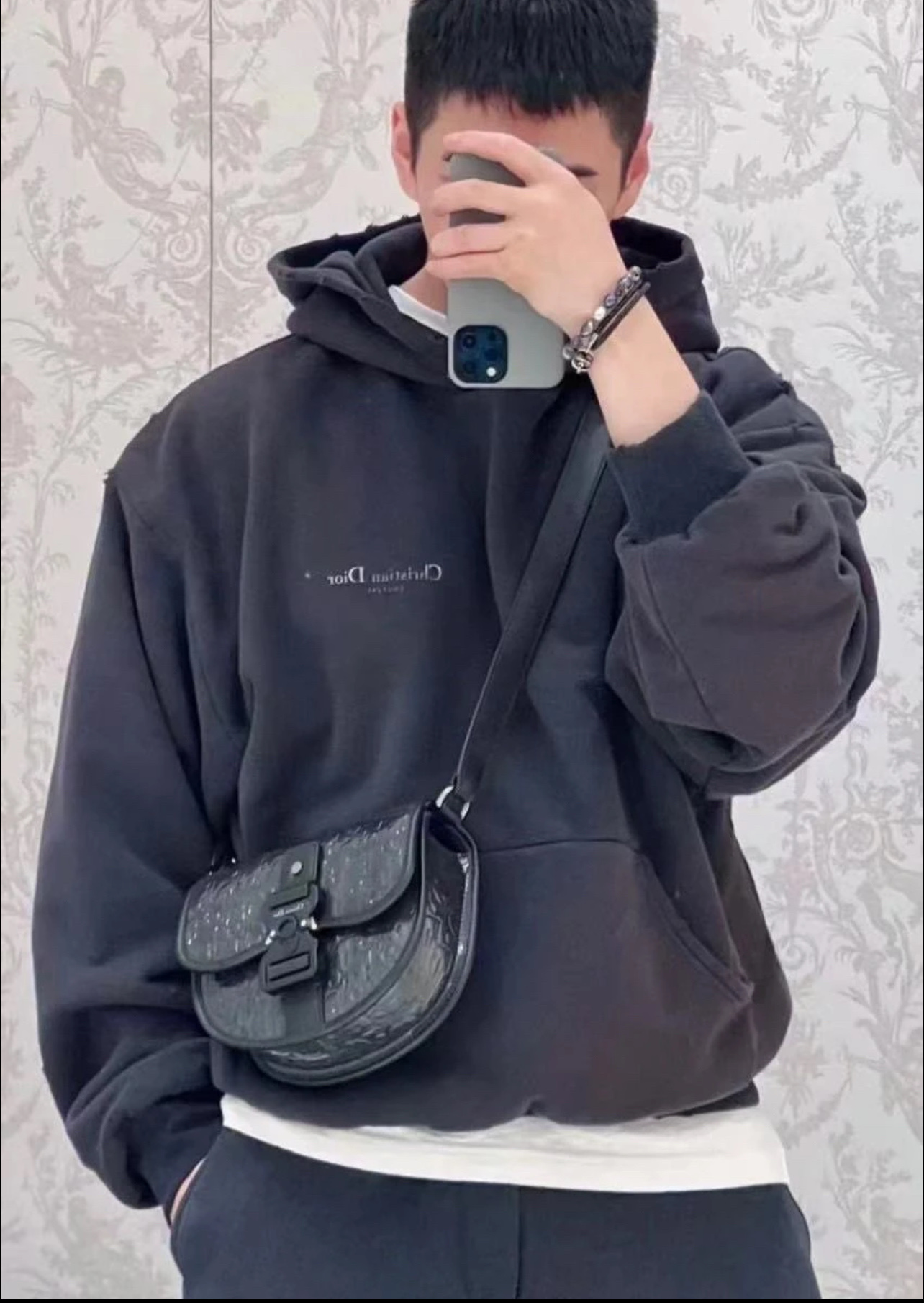 DIOR CD 디올 로고 디스트로이드 후드티 의류