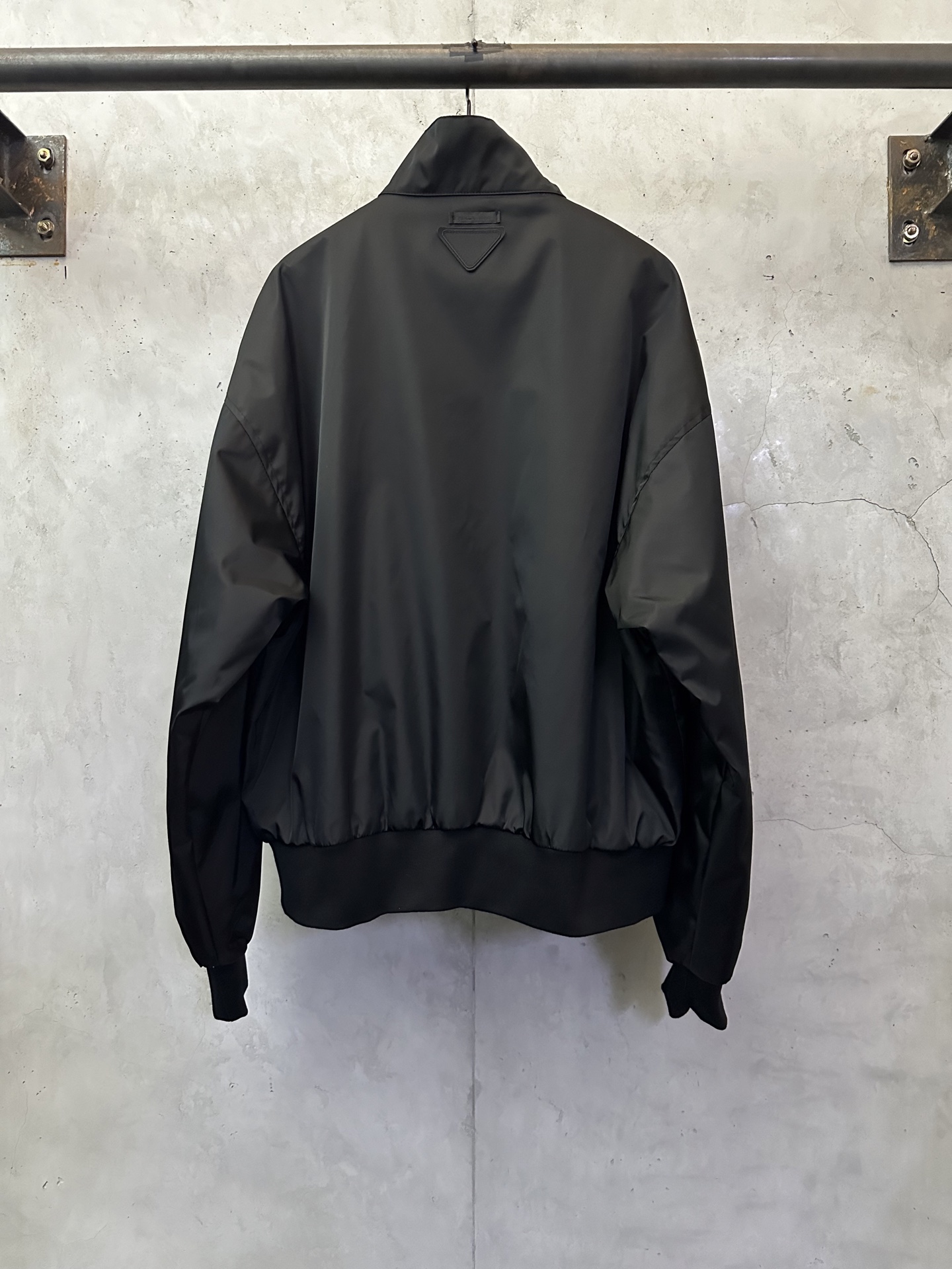 PRADA 프라다 나일론 경량 패딩 집업 자켓 재킷 의류