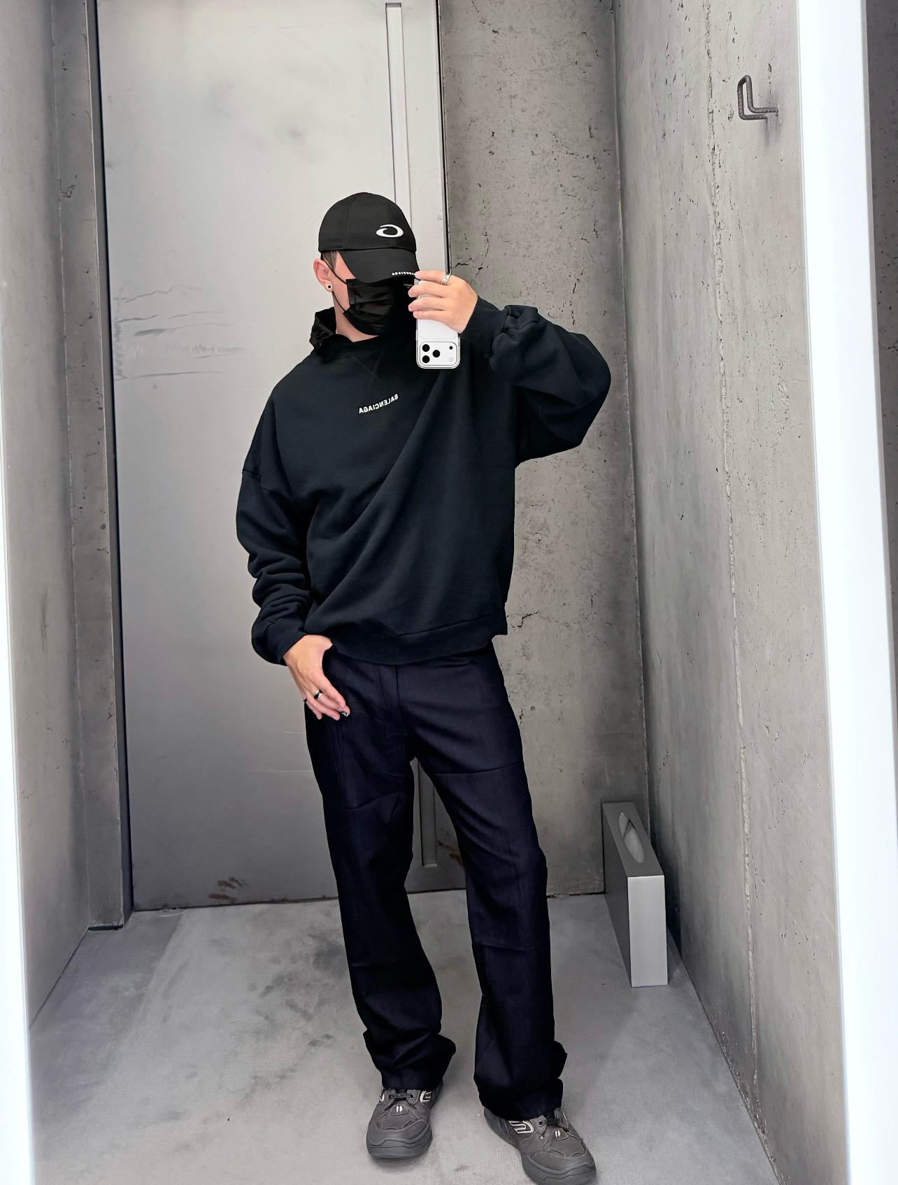 Balenciaga 발렌시아가 셔츠카라 배색 레이어드 티셔츠 의류