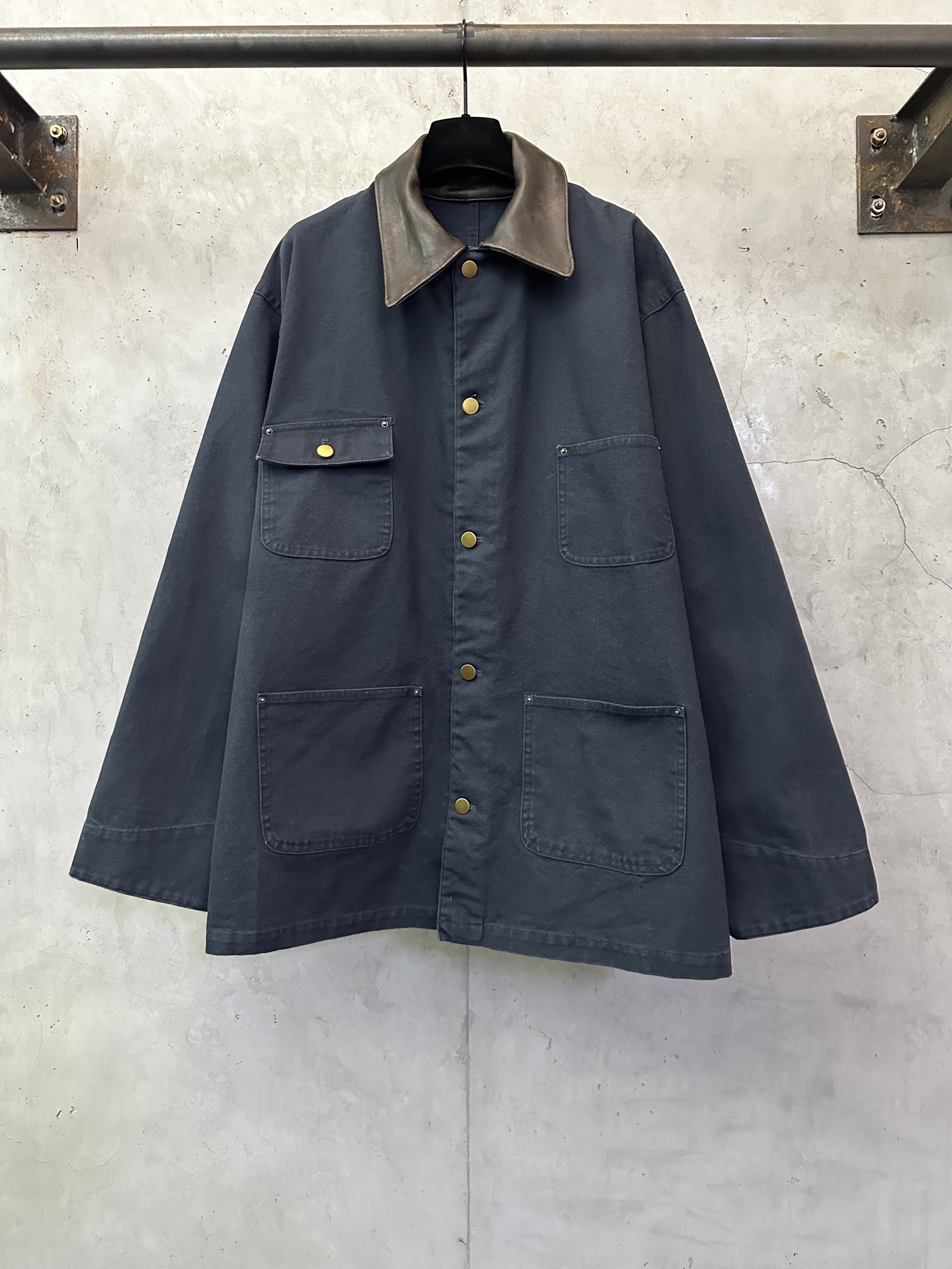 PRADA 프라다 쇼 케이스 가죽 칼라 워크 재킷 자켓 의류