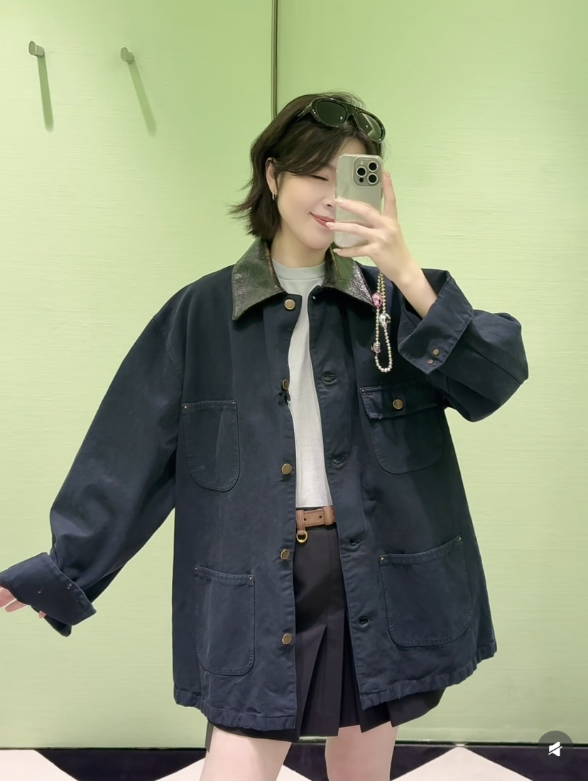 PRADA 프라다 쇼 케이스 가죽 칼라 워크 재킷 자켓 의류