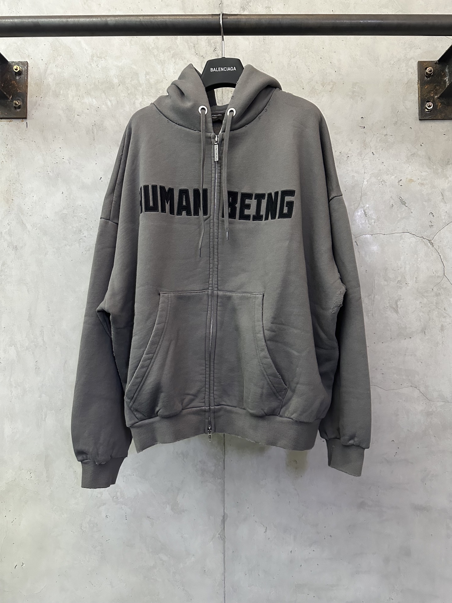 Balenciaga 발렌시아가 HUMAN BEING 시리즈 패치 장식 후드 집업 자켓 의류