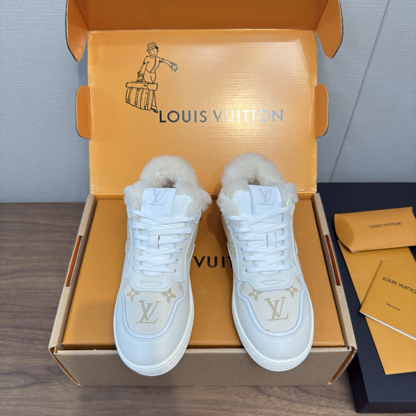 Louis Vuitton LV 루이비통 가을/겨울 여성용 스니커즈 신발