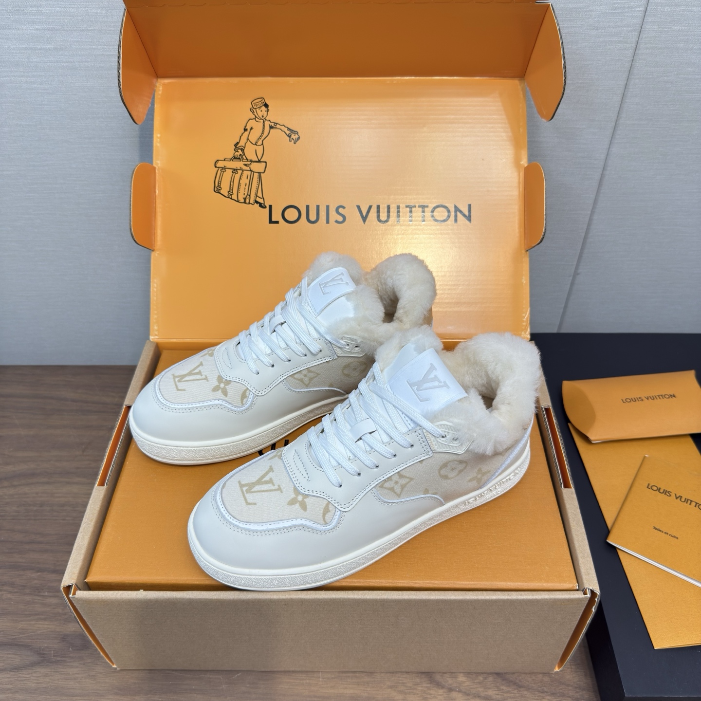 Louis Vuitton LV 루이비통 가을/겨울 여성용 스니커즈 신발