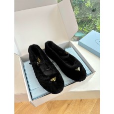 PRADA 프라다 로퍼 신발