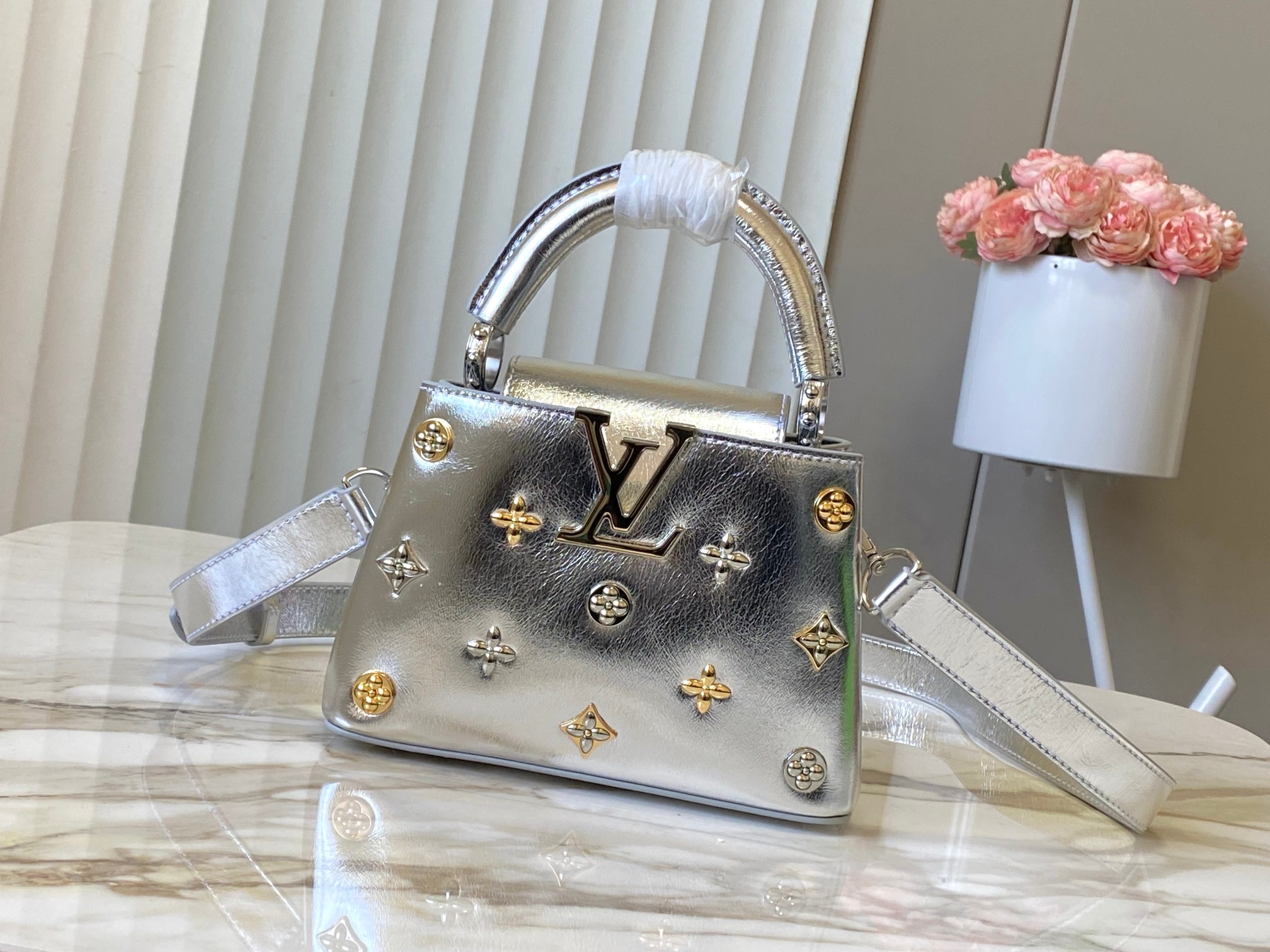 LV Capucines Star Shapes Bag mini 실버 풀문스타 루이비통 핸드백 가방