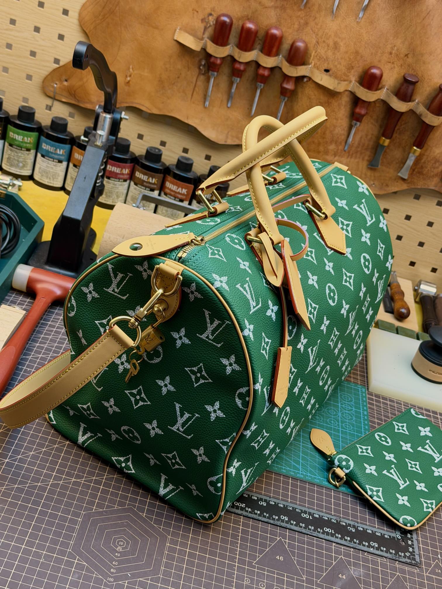 Louis Vuitton Speedy P9 Bandoulière 40 Monogram Leather LV 루이비통 가방