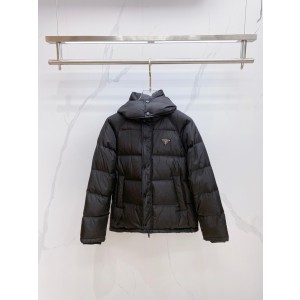 Prada 프라다 남녀 공용 다운 점퍼 패딩 재킷 의류