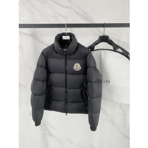 Moncler 몽클레어 몽클레르 다운 패딩 점퍼 자켓 재킷 의류