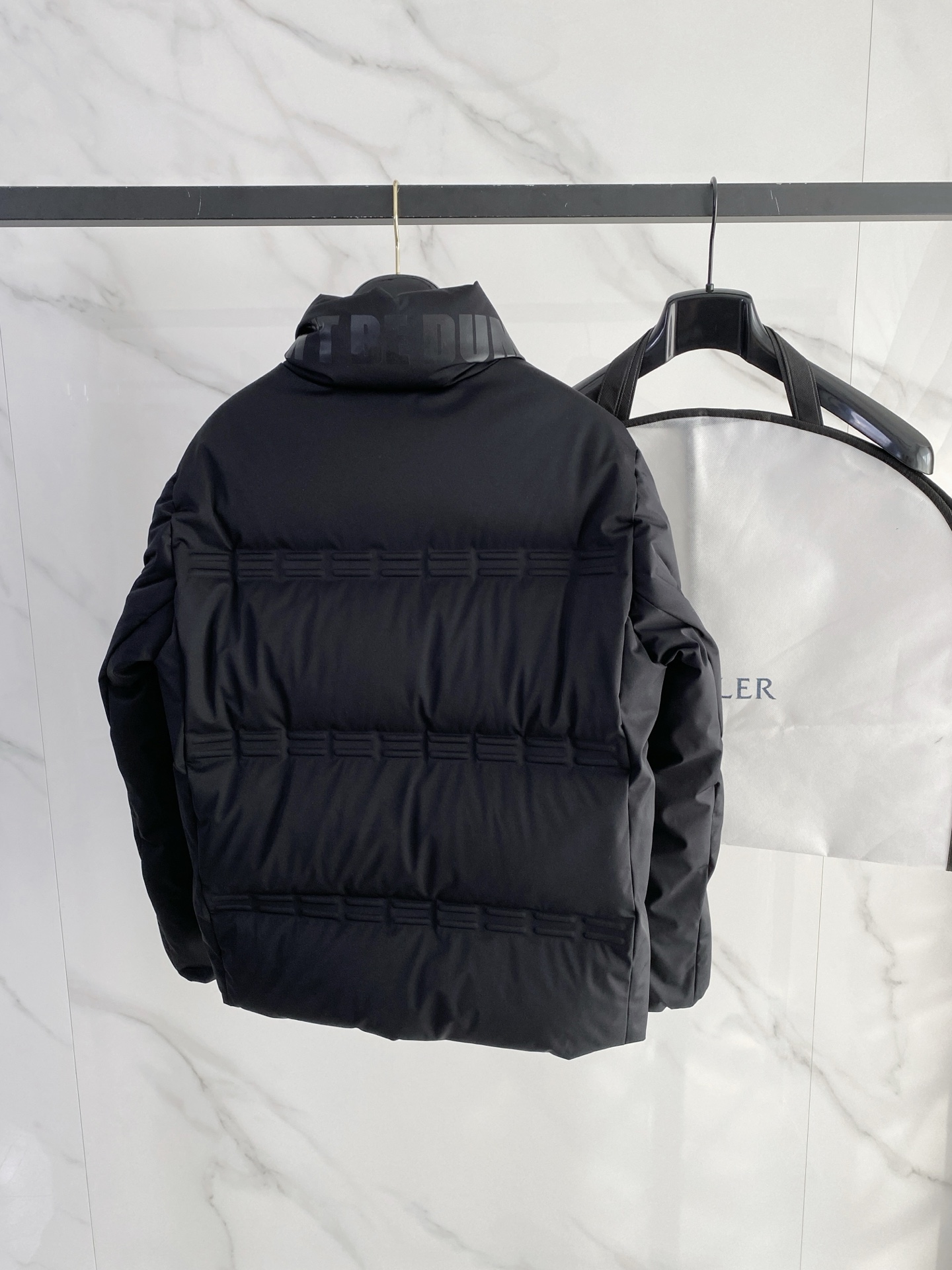Moncler 몽클레어 몽클레르 다운 패딩 점퍼 자켓 재킷 의류