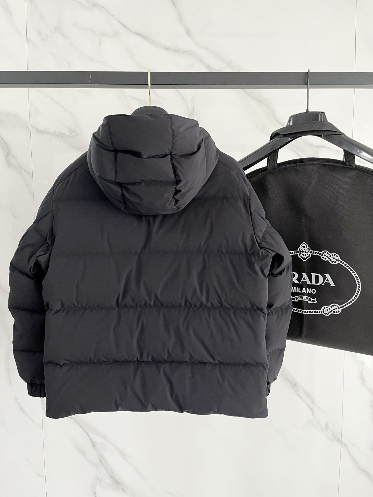 Prada 프라다 다운 점퍼 패딩 자켓 재킷 의류