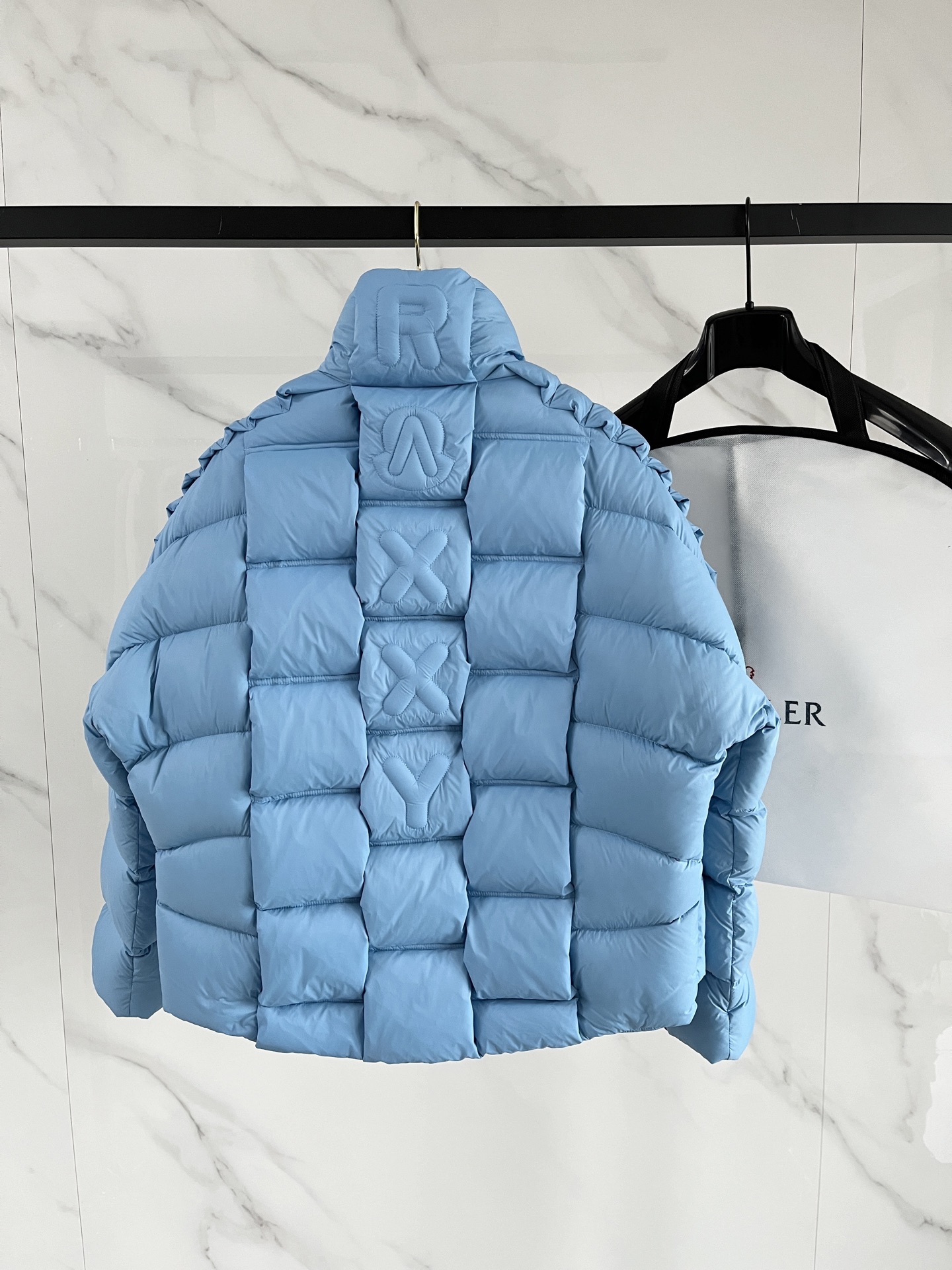 Moncler 몽클레어 몽클레르 다운 패딩 점퍼 자켓 재킷 의류