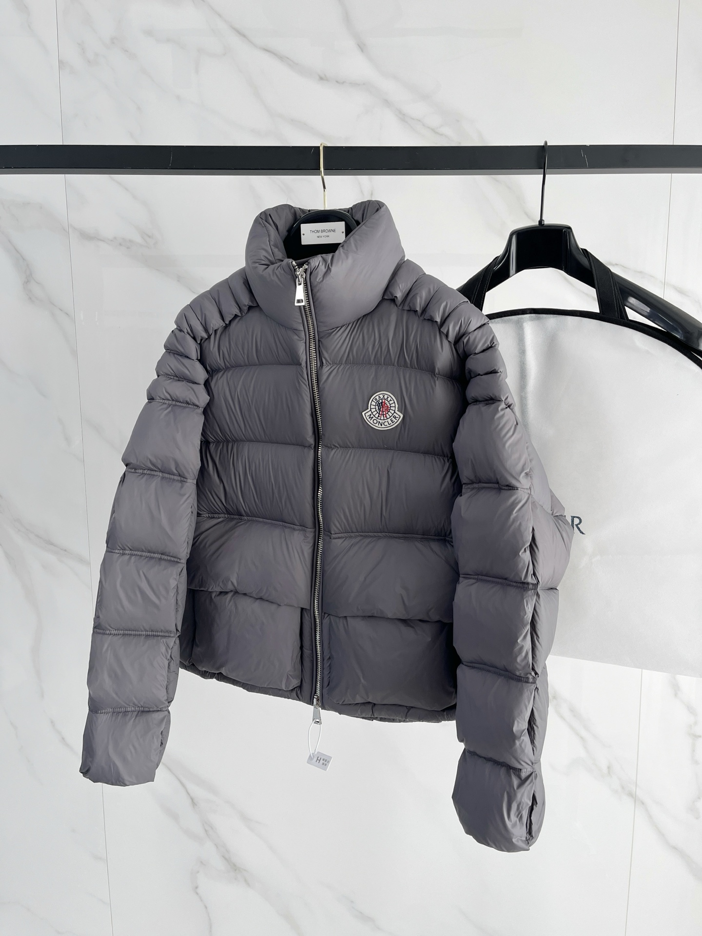 Moncler 몽클레어 몽클레르 다운 패딩 점퍼 자켓 재킷 의류