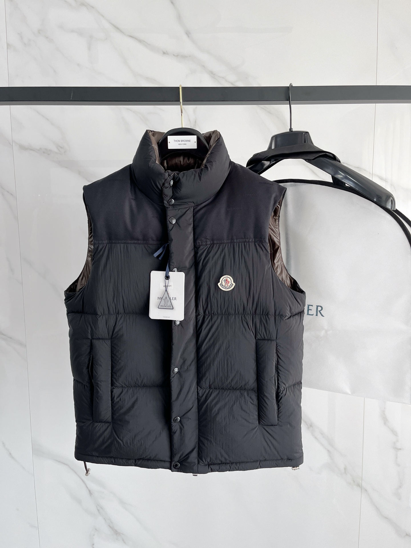 Moncler 몽클레어 몽클레르 다운 패딩 점퍼 자켓 재킷 의류