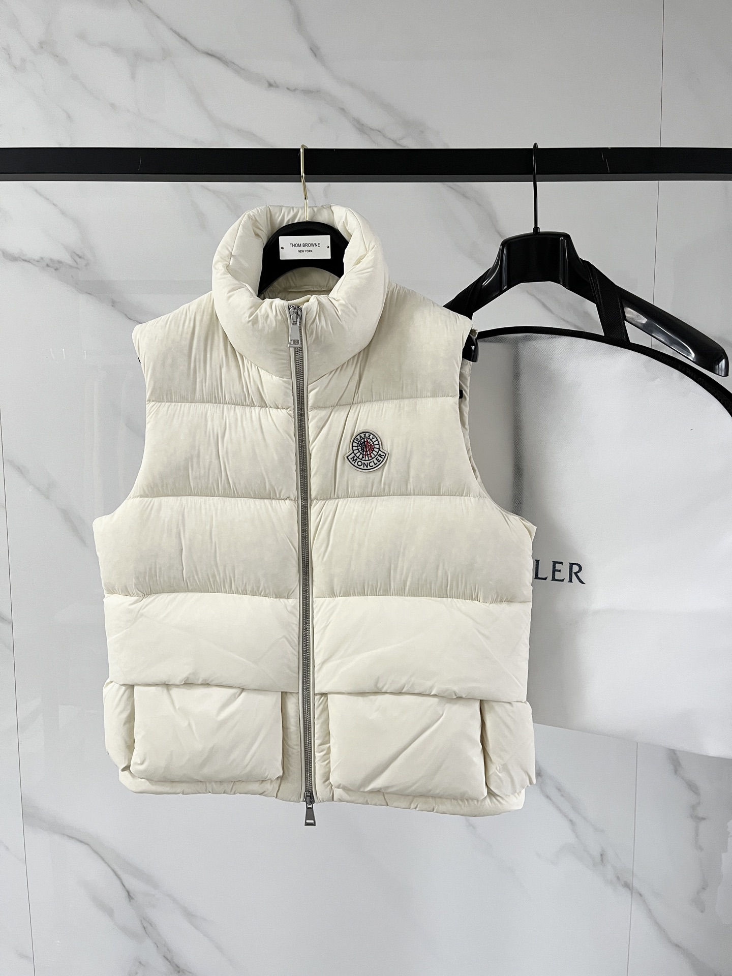 Moncler 몽클레어 몽클레르 다운 베스트 패딩 조끼 의류