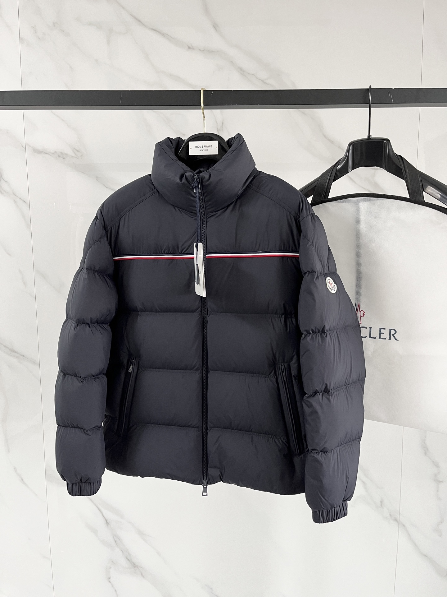 Moncler 몽클레어 몽클레르 최고급 다운 점퍼 패딩 자켓 재킷 의류