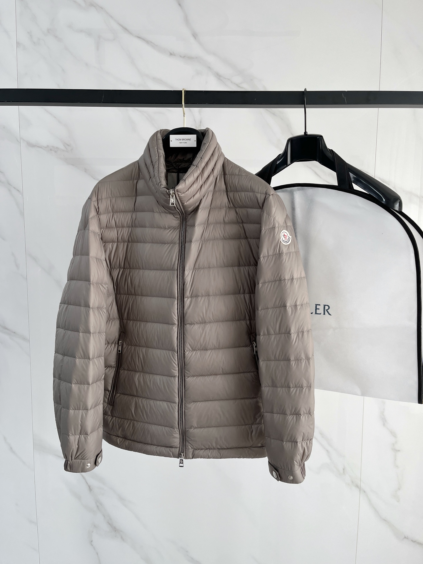 Moncler 몽클레어 몽클레르 다운 패딩 점퍼 자켓 재킷 의류