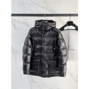 Moncler 몽클레어 몽클레르 다운 패딩 점퍼 자켓 재킷 의류