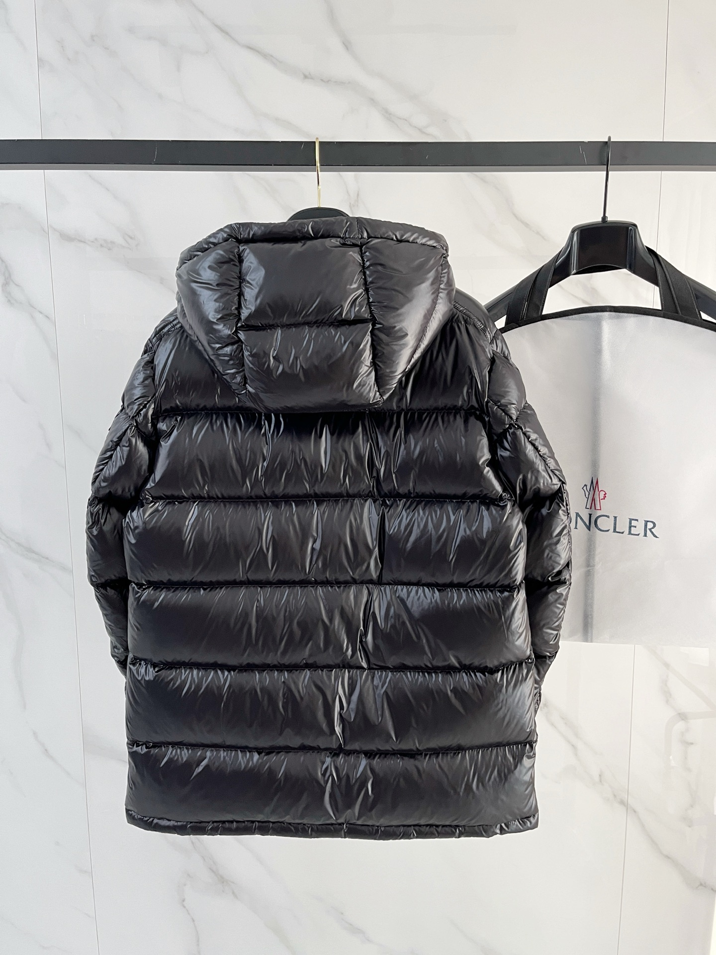 Moncler 몽클레어 몽클레르 다운 패딩 점퍼 자켓 재킷 의류