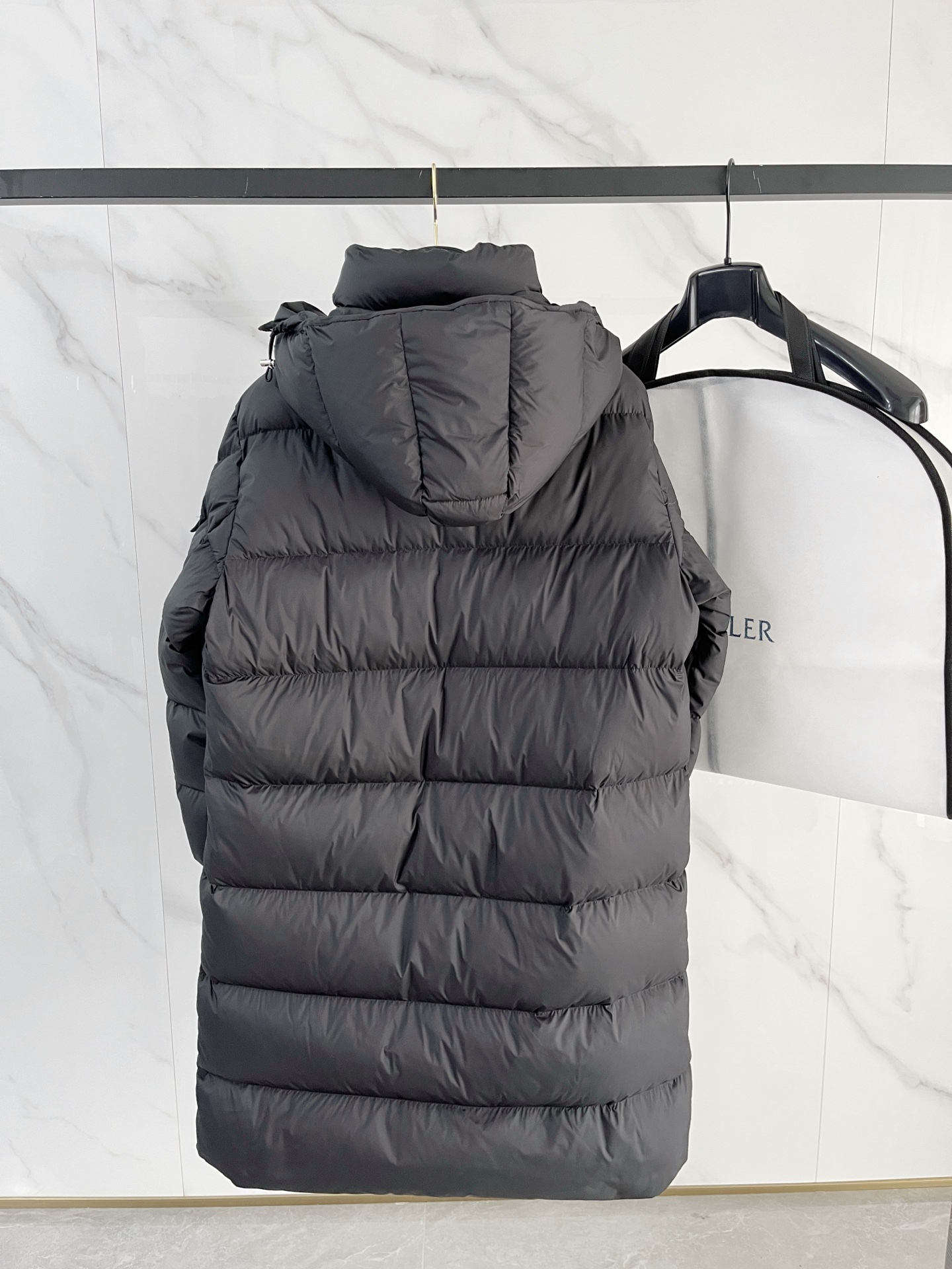 Moncler Hanoverian 몽클레어 몽클레르 무광 롱 패딩 의류