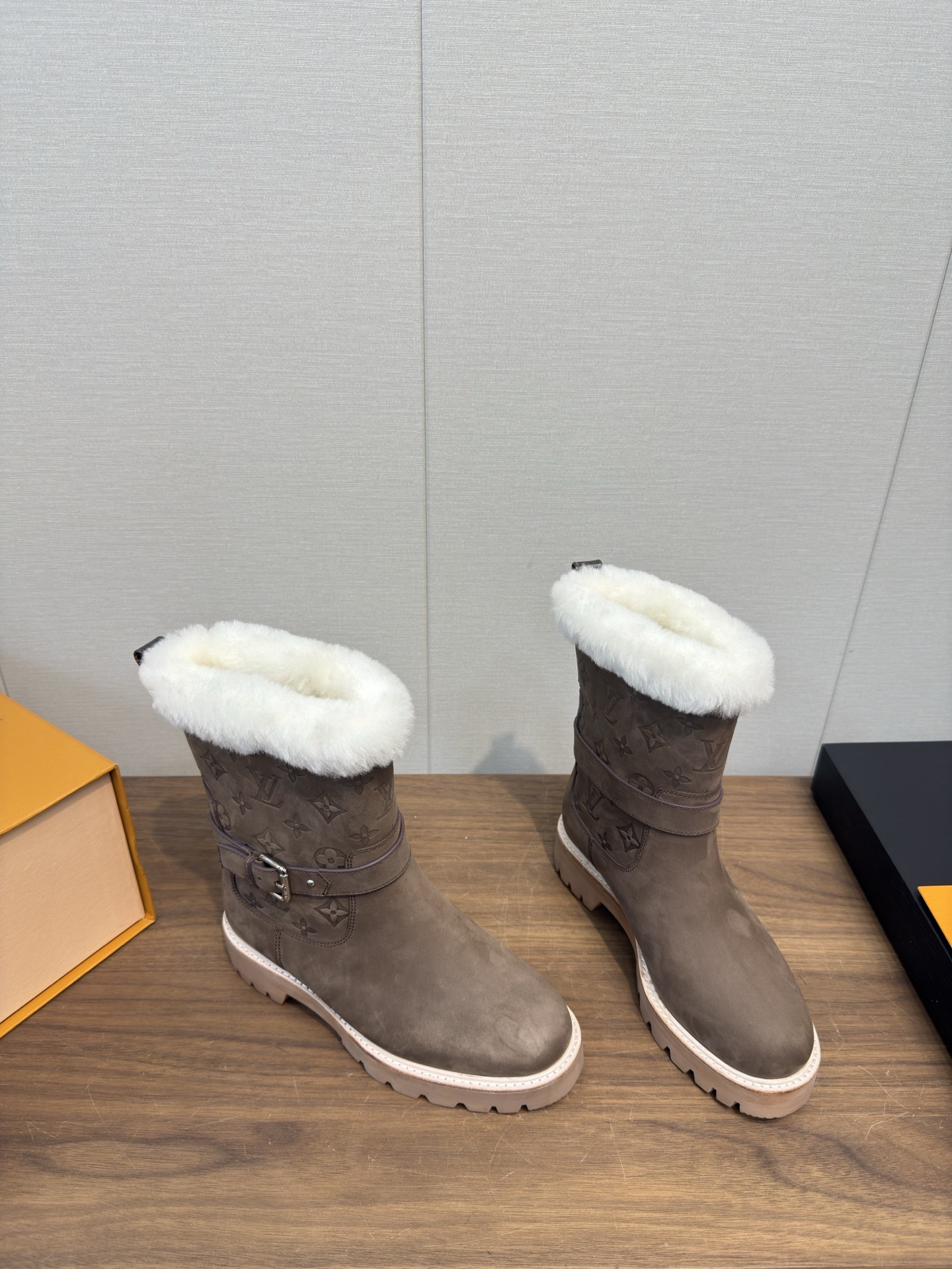 Louis Vuitton LV 루이비통 부츠 신발