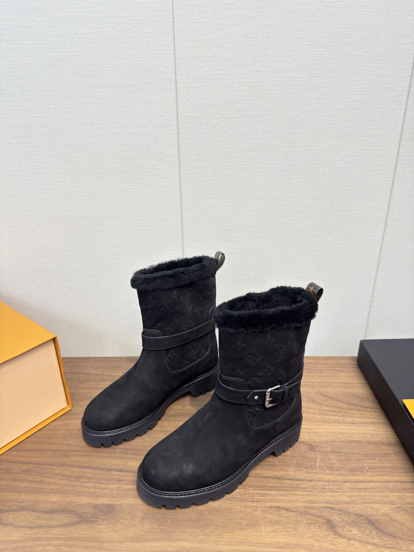 Louis Vuitton LV 루이비통 부츠 신발