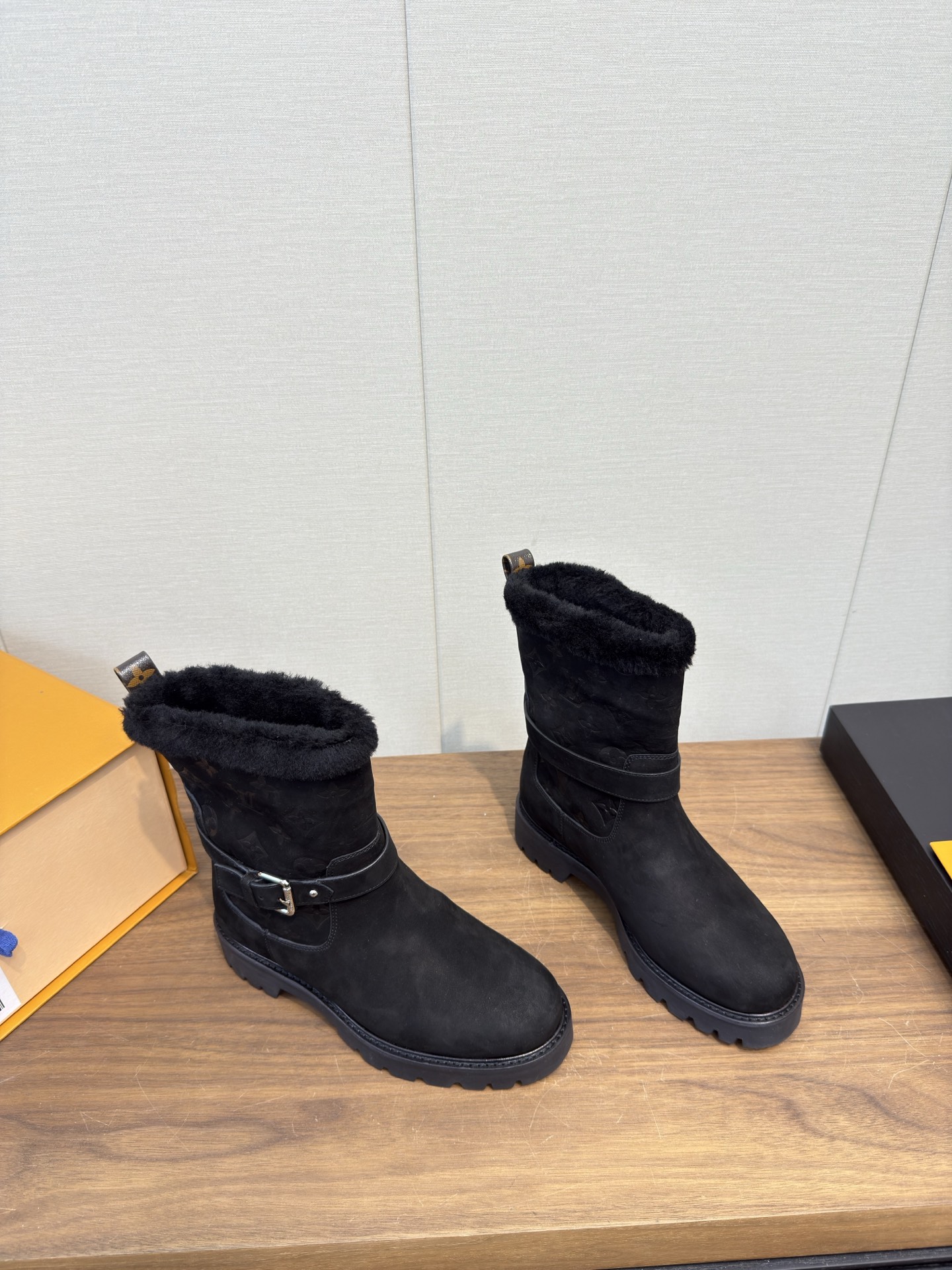 Louis Vuitton LV 루이비통 부츠 신발