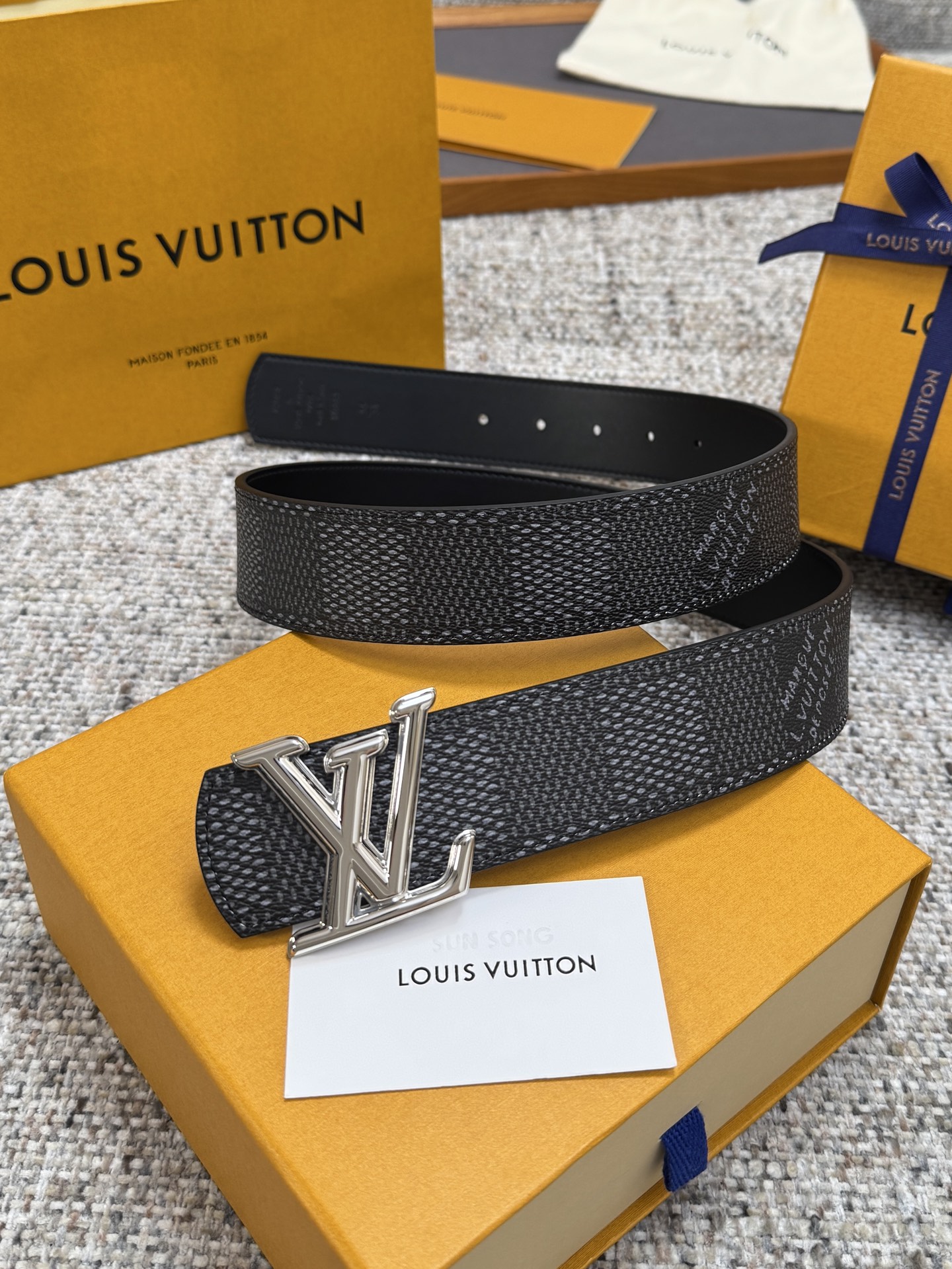 LV Dimension 루이비통 양면 벨트