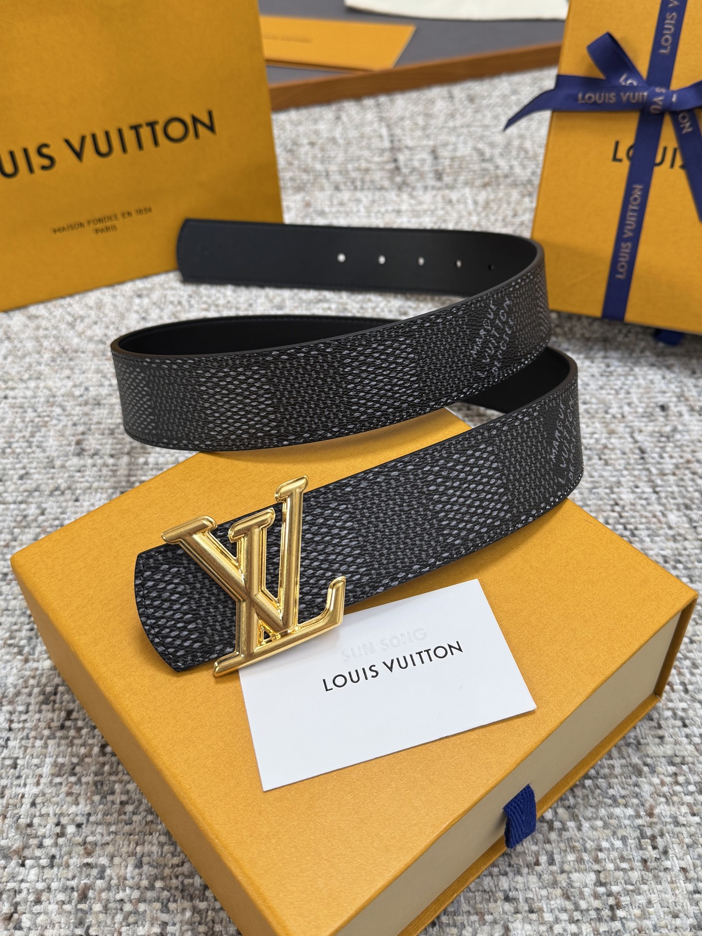 LV Dimension 루이비통 양면 벨트