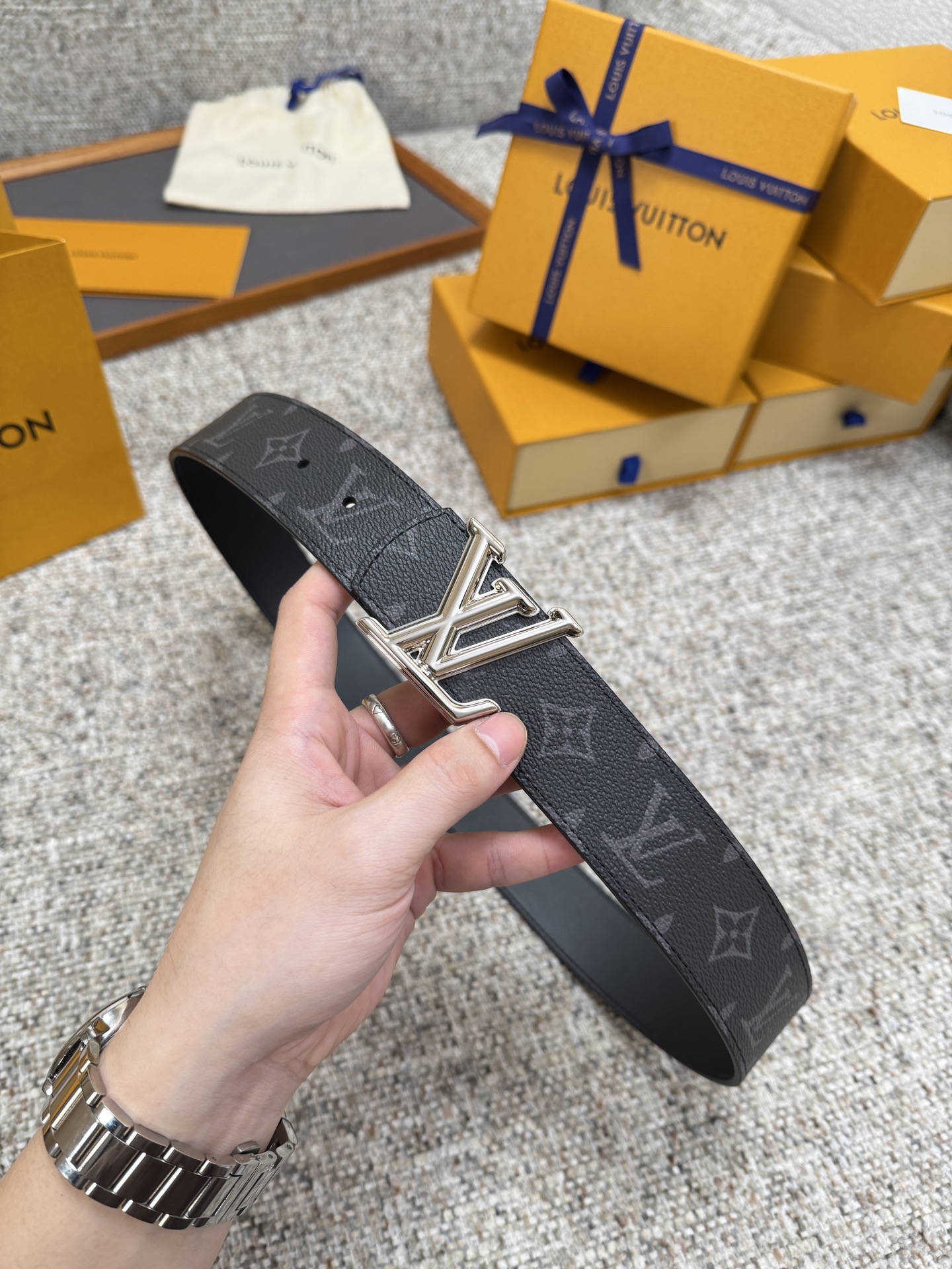 LV Dimension 루이비통 양면 벨트