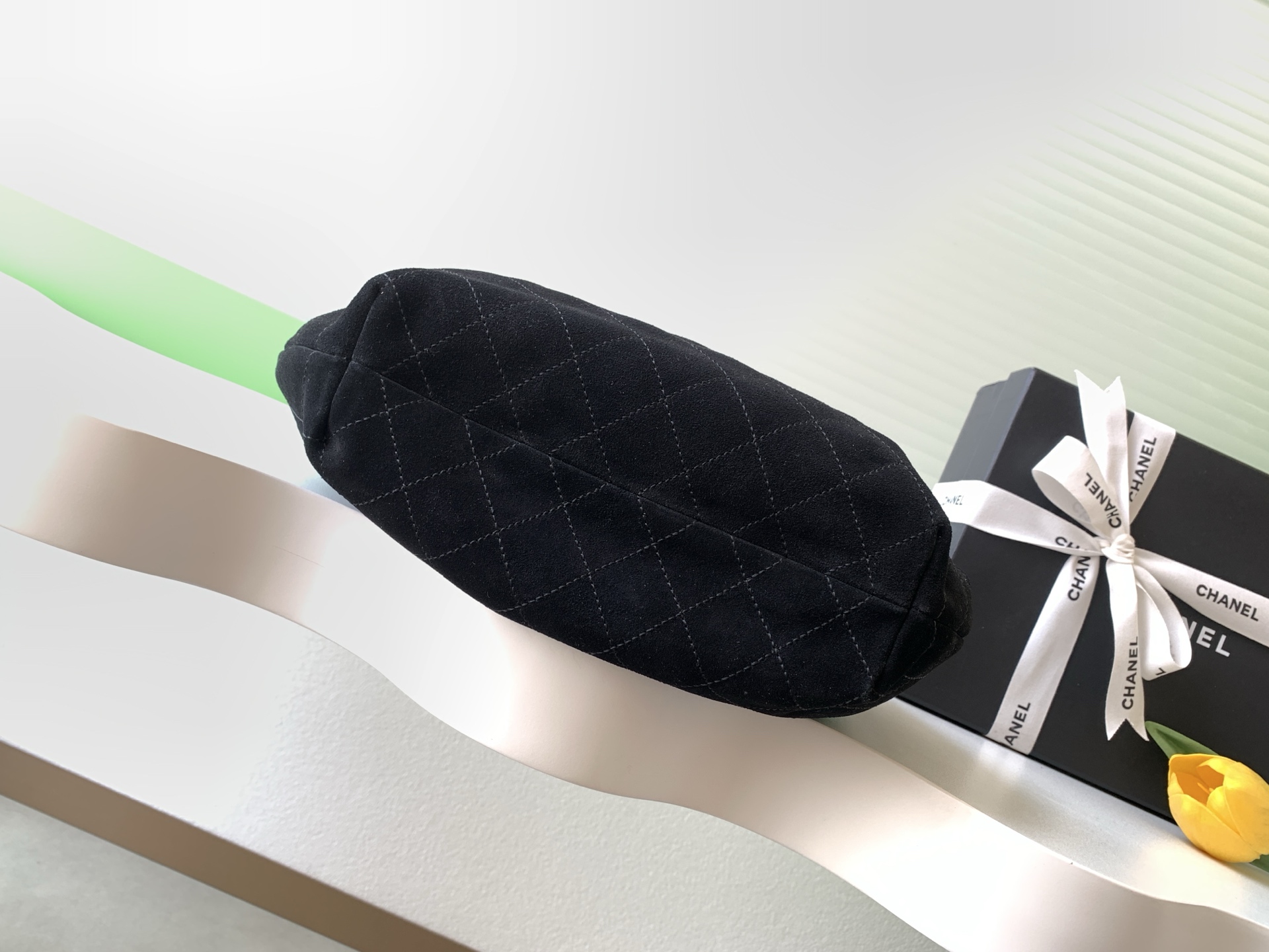 Chanel 샤넬 26C 크루즈 스웨이드 토트백 가방 라지