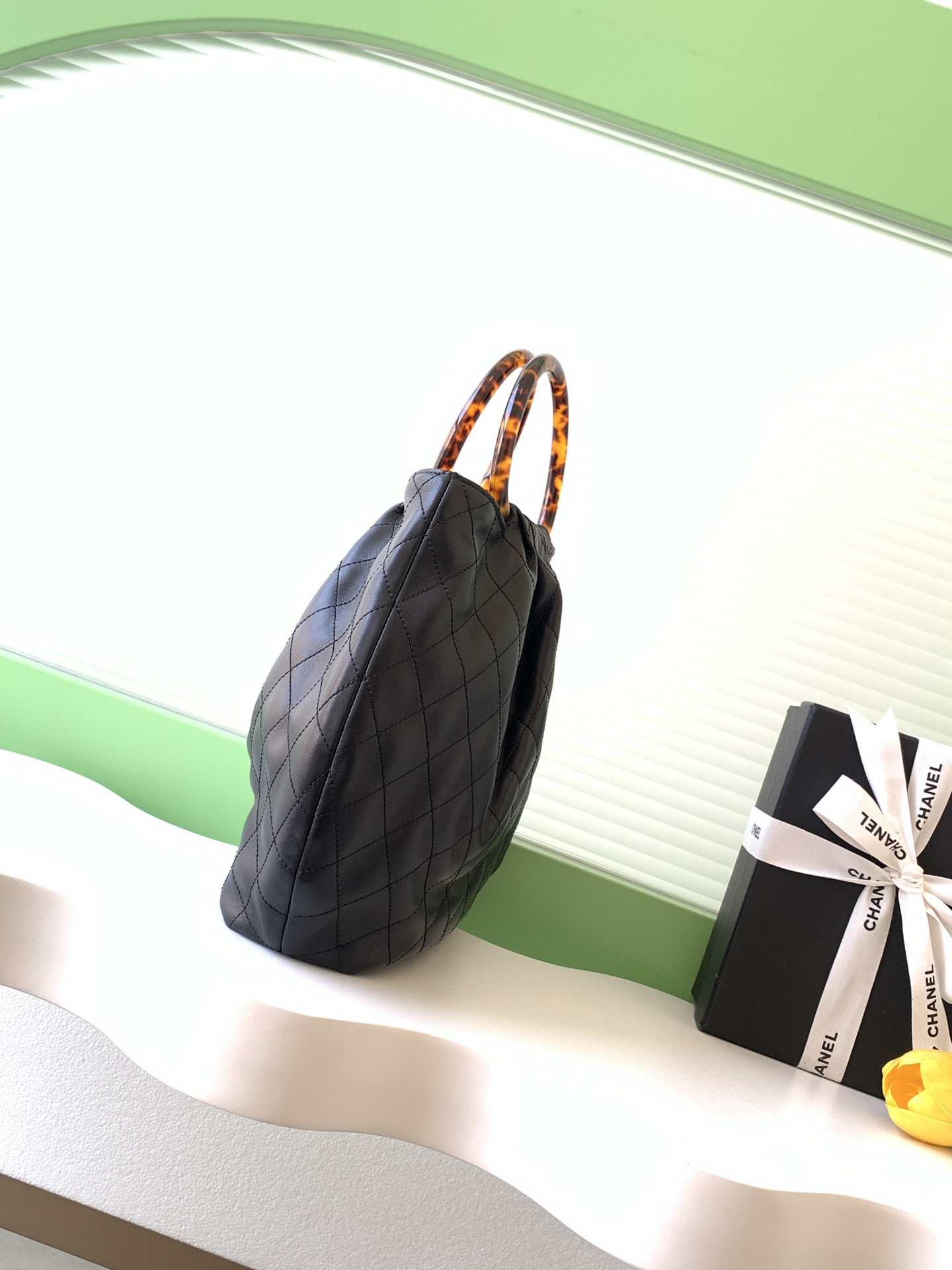 Chanel 샤넬 26C 크루즈 스웨이드 토트백 가방 라지