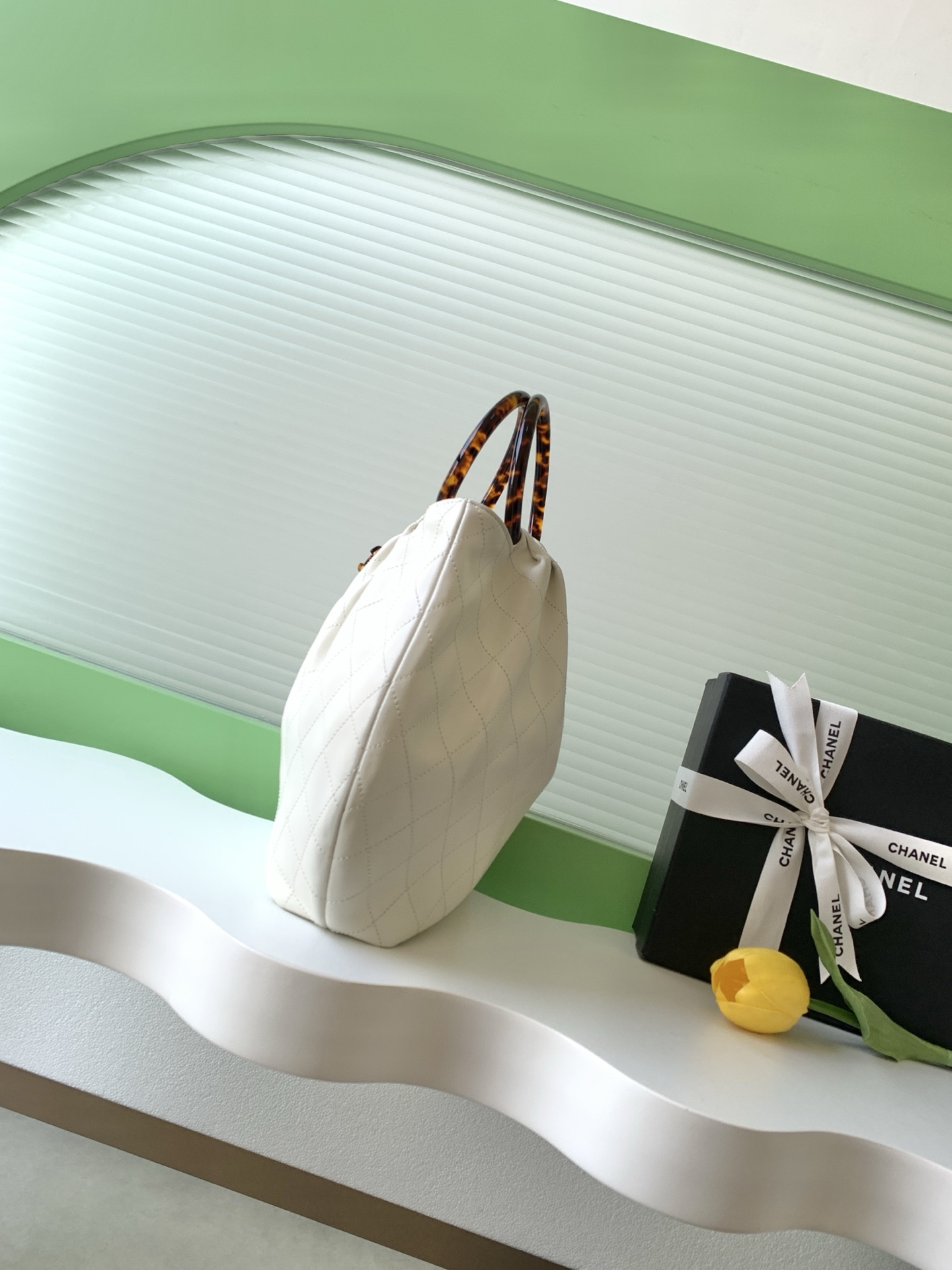 Chanel 샤넬 26C 크루즈 스웨이드 토트백 가방 라지