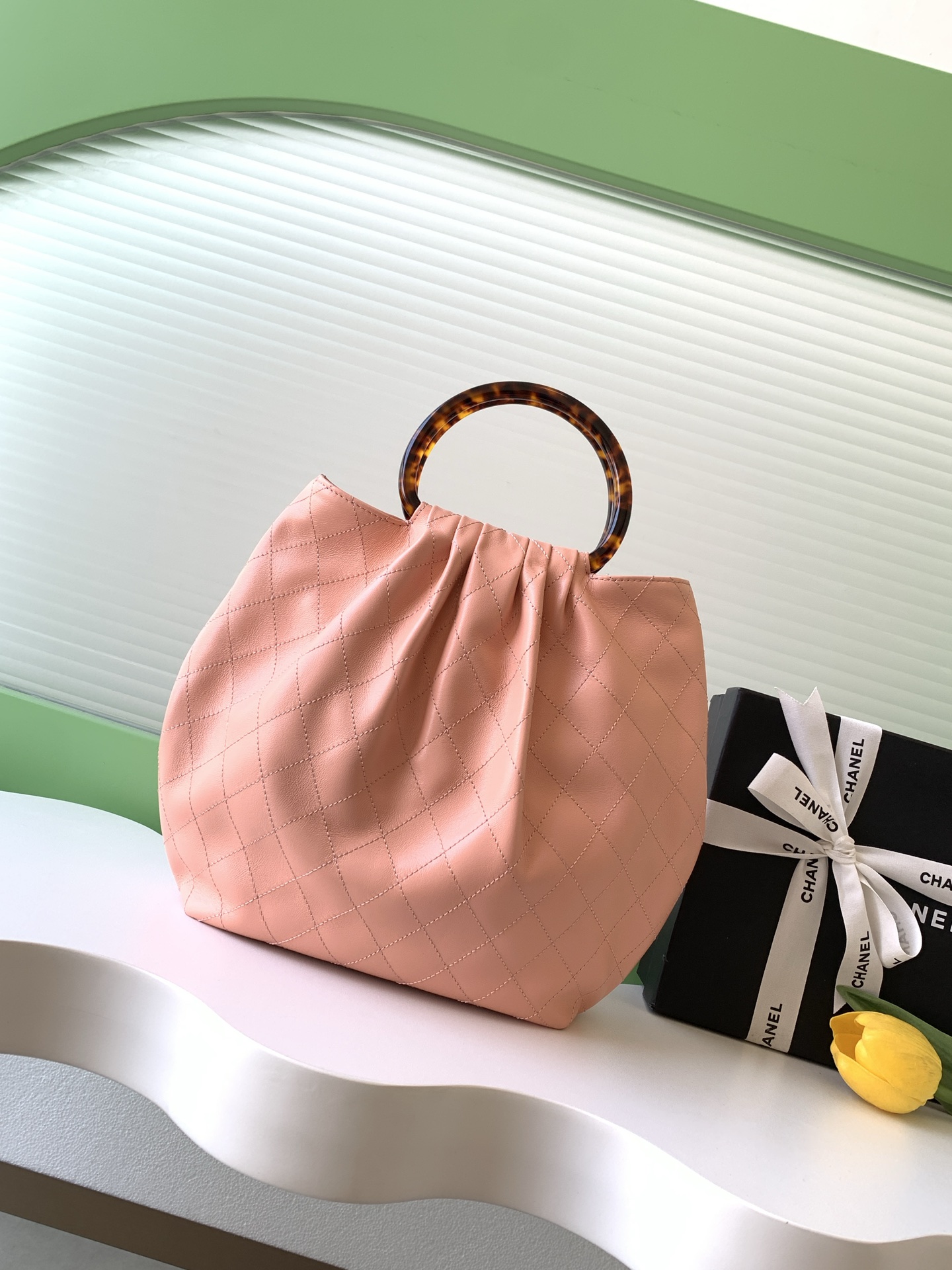 Chanel 샤넬 26C 크루즈 스웨이드 토트백 가방 라지