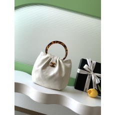 Chanel 샤넬 26C 크루즈 스웨이드 토트백 가방 (미디엄)