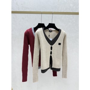 샤넬(CHANEL) 배색 레이어드 라운드넥 니트 의류