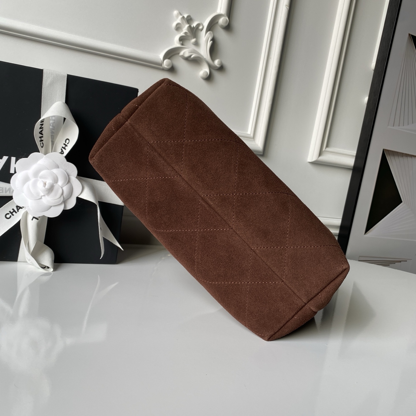 Chanel 샤넬 26C 스웨이드 호보 백 (AS5970) 가방