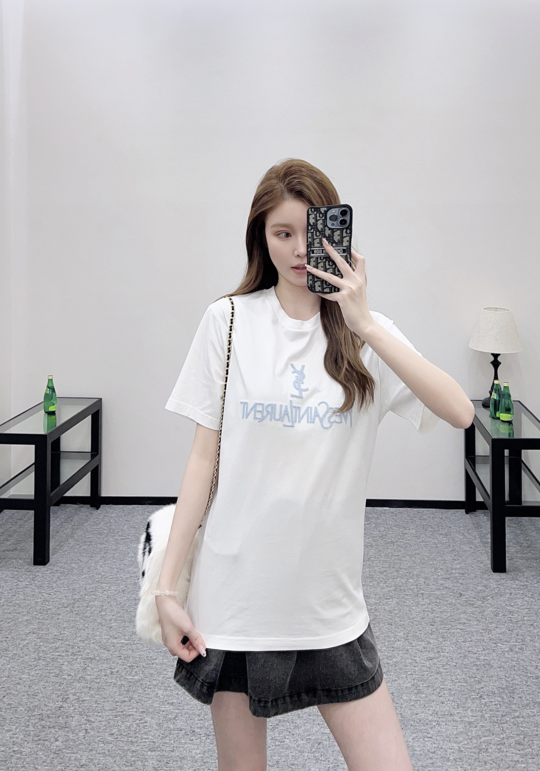 Saint Laurent YSL 생로랑 자수 벨벳 로고 반팔 티셔츠 의류