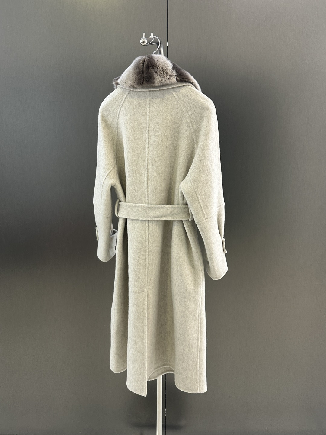 막스마라(Max Mara) 래빗 퍼 울 롱코트 의류