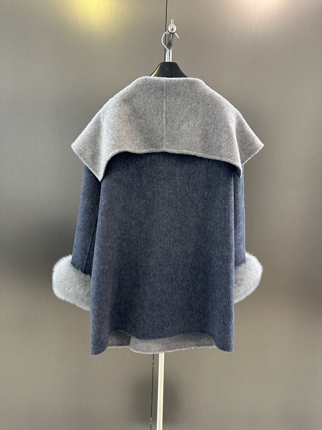 막스마라(Max Mara) 배색 리버시블 울 코트 의류