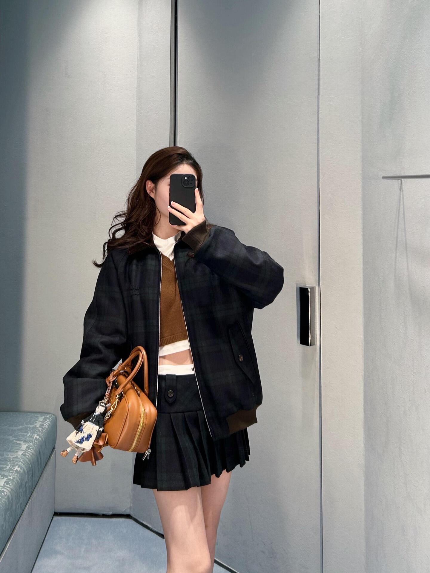 MIUMIU 미우미우 배색 체크 트윌 자켓 재킷 의류