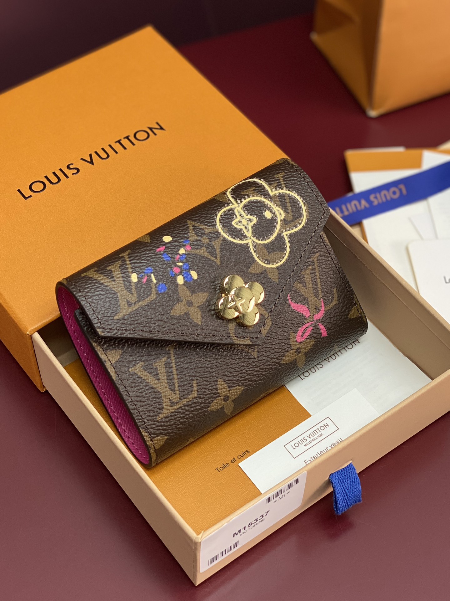LV Vivienne Victorine Wallet (LV 루이비통 비비엔 빅토리린 지갑) - M15337