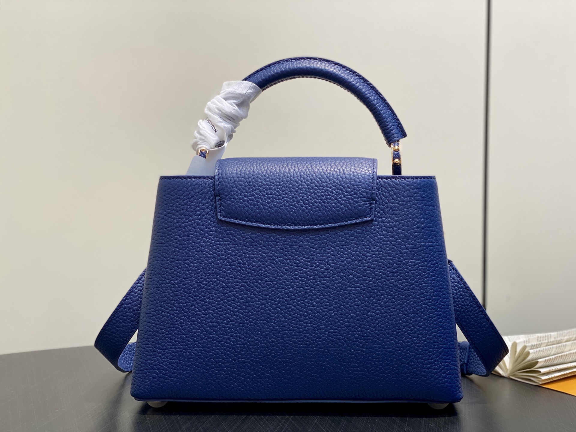 LV Capucines BB Handbag (LV 루이비통 카퓌신 BB 핸드백 가방) - M27035 27cm