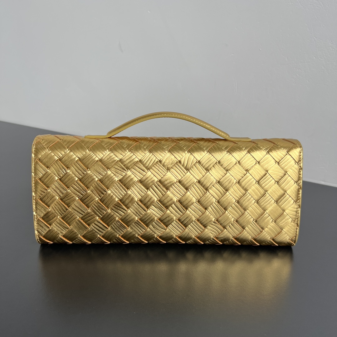 BOTTEGA VENETA BV 보테가 베네타 워터 리플(수포문) 클러치 백 - 741511 가방