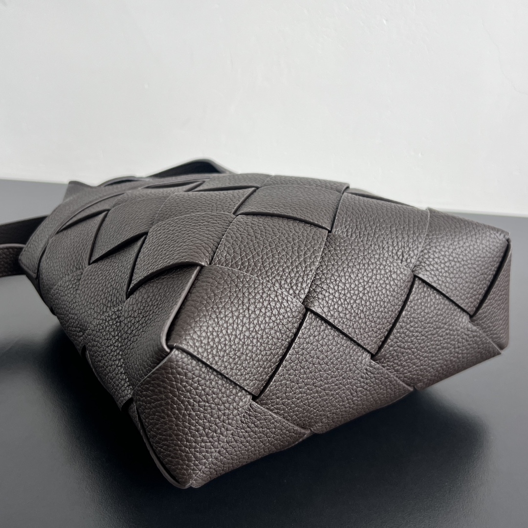 BOTTEGA VENETA BV Knot 보테가 베네타 Tote Diago - 837364 토트백 가방