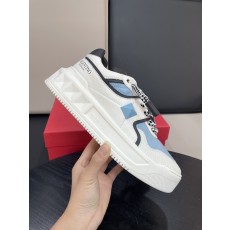 Valentino Garavani 발렌티노 가라바니 원스터드(ONE STUD) 플랫폼 스니커즈 신발