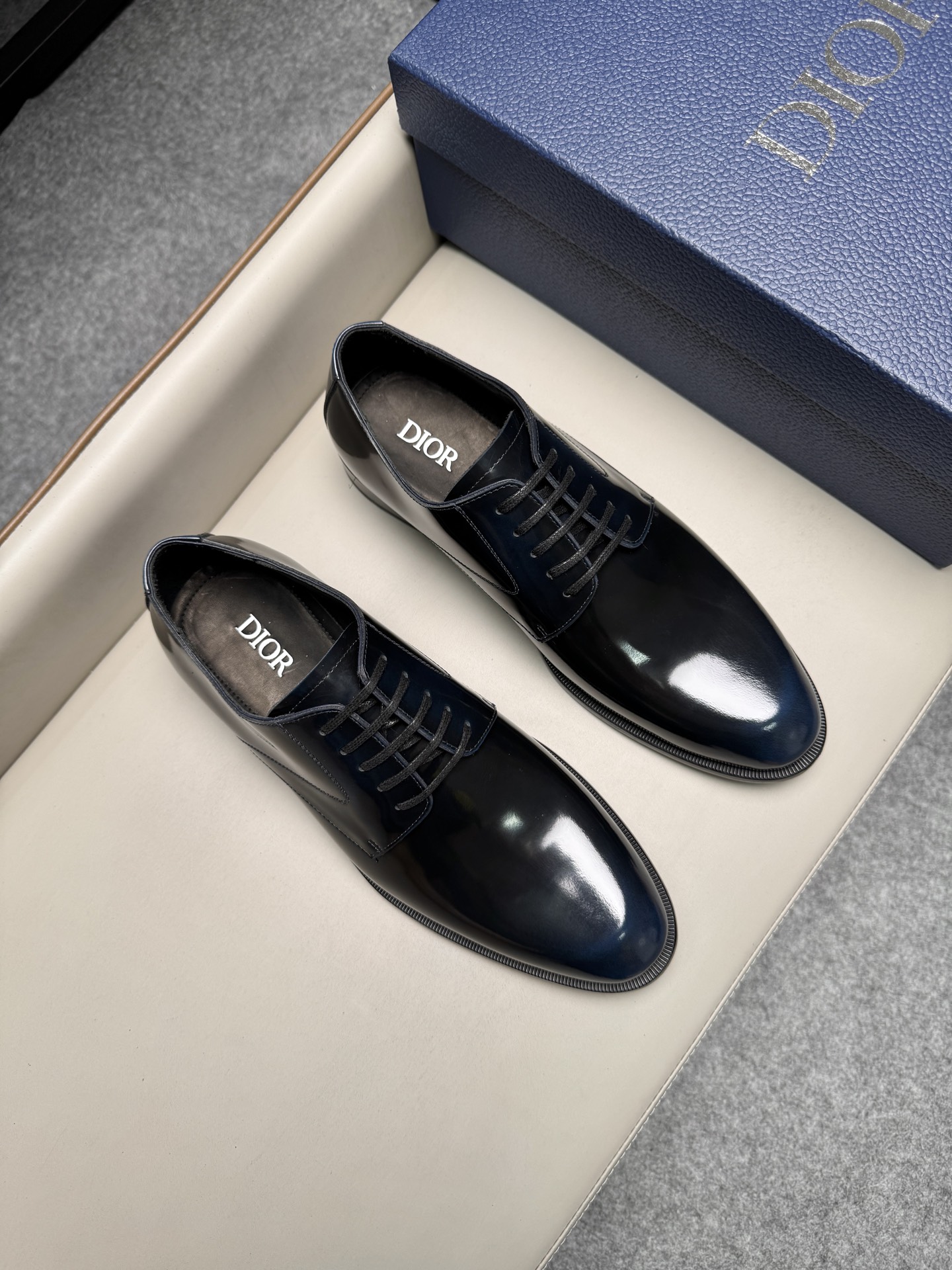 디올(Dior CD) 남성 클래식 드레스 슈즈 구두 신발 1D02652