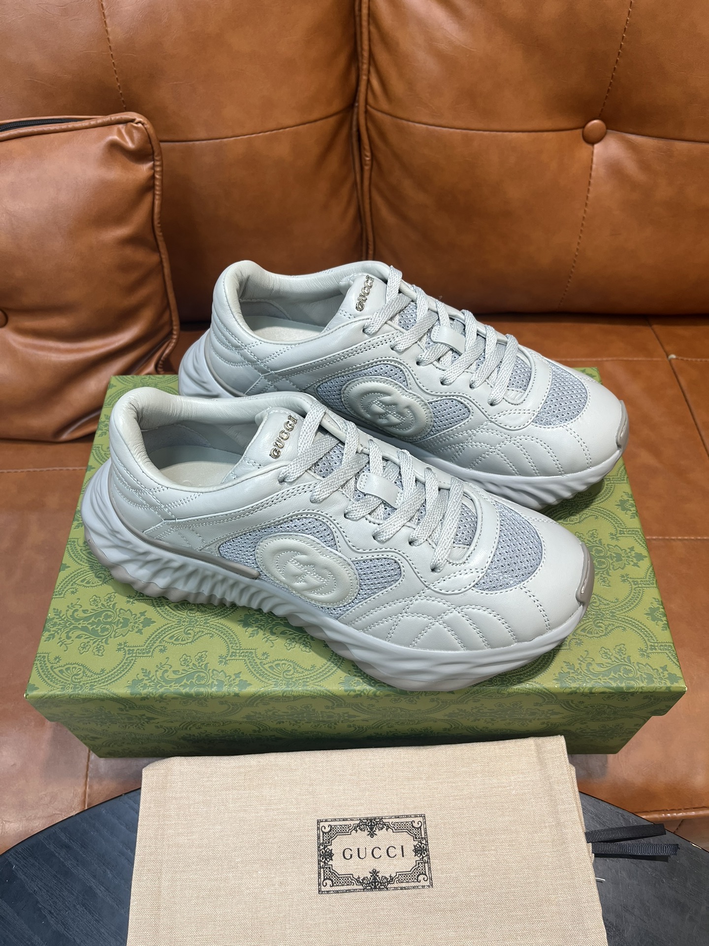 구찌(Gucci) 커플 스니커즈 (G74/스크리너 스타일) 신발